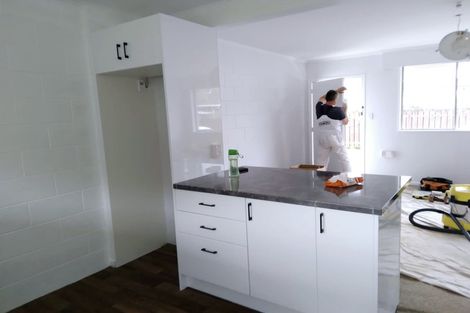 Photo of property in 3/10 Rawson Street, Tawa, Wellington, 5028