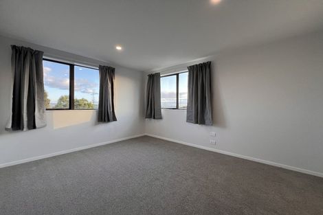 Photo of property in 130d Bradbury Road, Botany Downs, Auckland, 2010