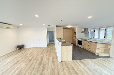 Photo of property in 21 Caribbean Drive, Unsworth Heights, Auckland, 0632