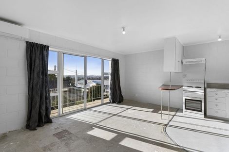 Photo of property in 40 West Coast Road, Glen Eden, Auckland, 0602