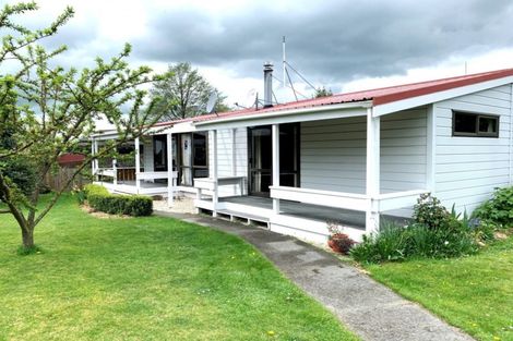 Photo of property in 50 Mckenzie Street, Geraldine, 7930