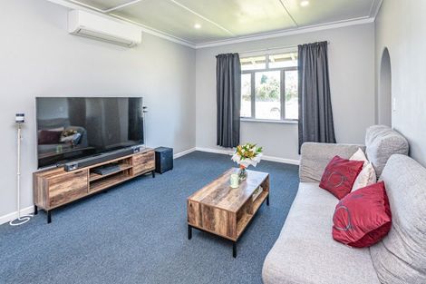 Photo of property in 17 Matai Street, Castlecliff, Whanganui, 4501