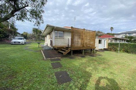 Photo of property in 1/11 Tainui Street, Torbay, Auckland, 0630