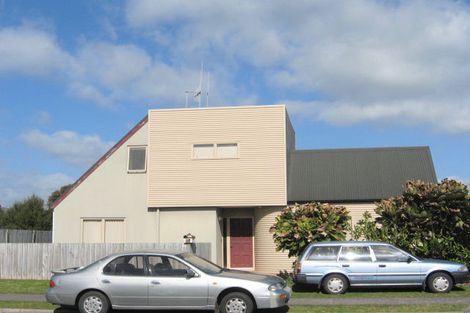 Photo of property in 52 Hartford Avenue, Papamoa Beach, Papamoa, 3118