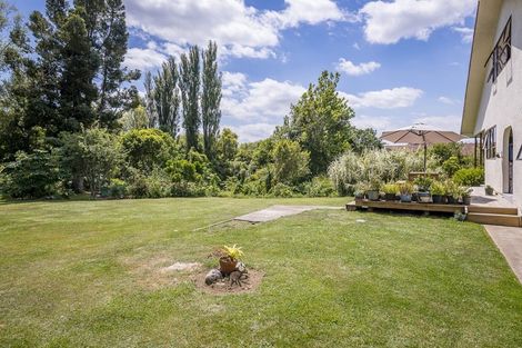 Photo of property in 531 Kawiu Road, Levin, 5572