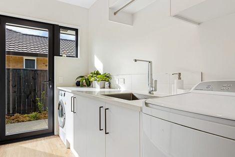 Photo of property in 38 Cousins Street, Woodend, 7691