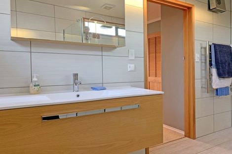 Photo of property in 39 Settlement Hill Road, Owaka, 9586