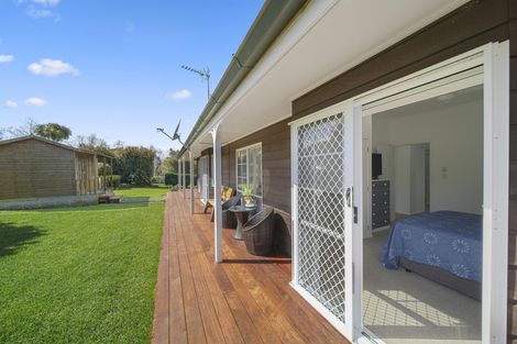 Photo of property in 12 Ranfurly Road, Alfriston, Auckland, 2105