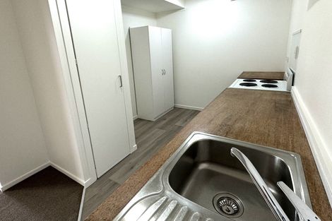 Photo of property in 12 Hugh Brown Drive, New Lynn, Auckland, 0600