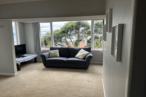 Photo of property in 10 Oriental Terrace, Mount Victoria, Wellington, 6011
