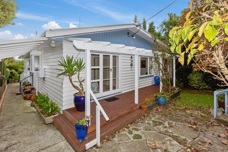 Photo of property in 93 Ruahine Street, Paraparaumu, 5032