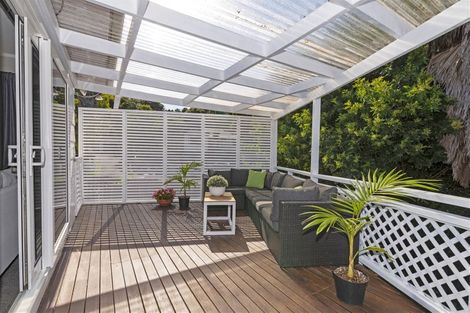 Photo of property in 1/29 Cranston Street, Torbay, Auckland, 0632