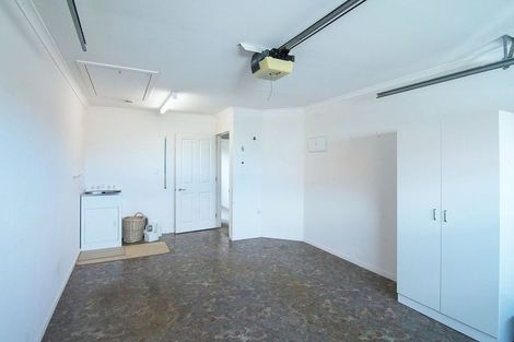 Photo of property in Holdsworth Villas, 70/2 William Donald Drive, Solway, Masterton, 5810