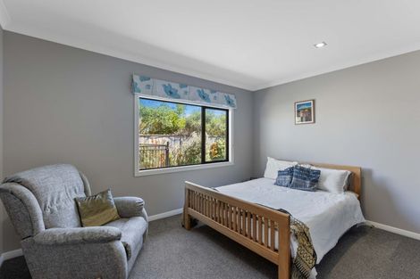 Photo of property in 4 Barbaras Way, Waikanae Beach, Waikanae, 5036