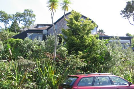 Photo of property in 4/92 Churchill Road, Murrays Bay, Auckland, 0630