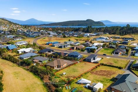 Photo of property in 127 Parekaawa Drive, Motuoapa, 3382