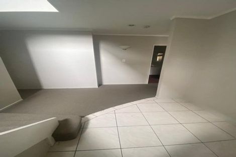 Photo of property in 21 Hakea Place, Totara Heights, Auckland, 2105