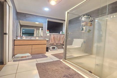 Photo of property in 9 Marengo Parkway, Takanini, 2112