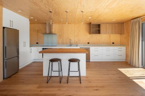 Photo of property in 2 Bell Bird Rise, Picton, 7220