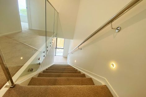 Photo of property in 3/46 View Road, Henderson, Auckland, 0612