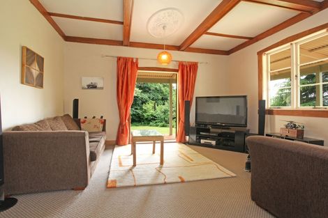 Photo of property in 56 Matakotea Road, Raglan, 3295