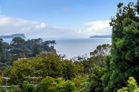 Photo of property in 1/14 Ridge Road, Waiake, Auckland, 0630