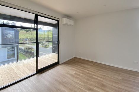 Photo of property in 93 Papatupu Way, Kumeu, 0810