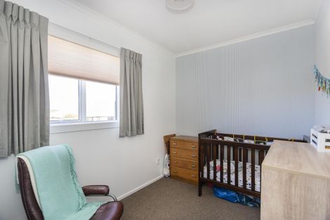 Photo of property in 17 Holmes Street, Holmes Hill, Oamaru, 9401