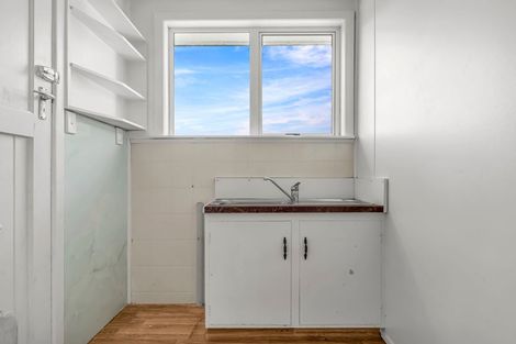 Photo of property in 15 Glenfield Road, Owhata, Rotorua, 3010