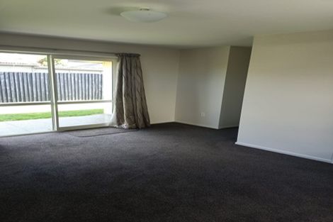 Photo of property in 5 Jennings Place, Rangiora, 7400