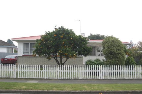 Photo of property in 62 Seddon Crescent, Marewa, Napier, 4110