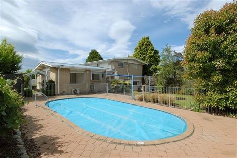 Photo of property in 23 Rosedale Place, Avonhead, Christchurch, 8042