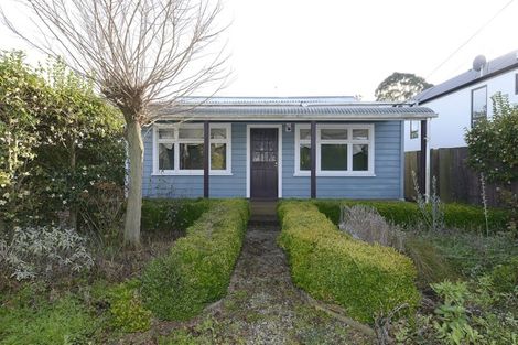 Photo of property in 27 Swanns Road, Richmond, Christchurch, 8013