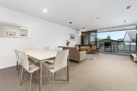 Photo of property in 2-06/424 Maunganui Road, Mount Maunganui, 3116