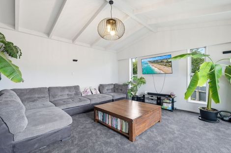 Photo of property in 63 Weka Street, Waikiwi, Invercargill, 9810