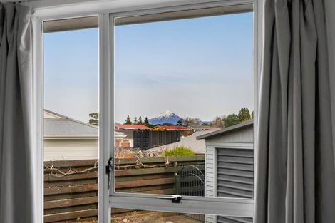 Photo of property in 5a Oleander Place, Bell Block, New Plymouth, 4312