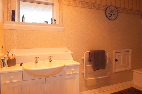 Photo of property in 19 Bidwill Street, Seaview, Timaru, 7910