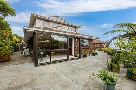 Photo of property in 33 Satara Crescent, Khandallah, Wellington, 6035