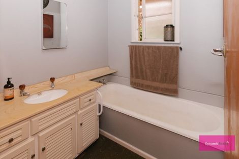 Photo of property in 14 Trent Street, Rongotea, 4476