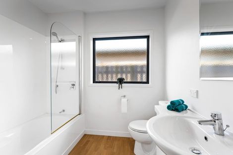 Photo of property in 19 Sunstone Crescent, Brown Owl, Upper Hutt, 5018