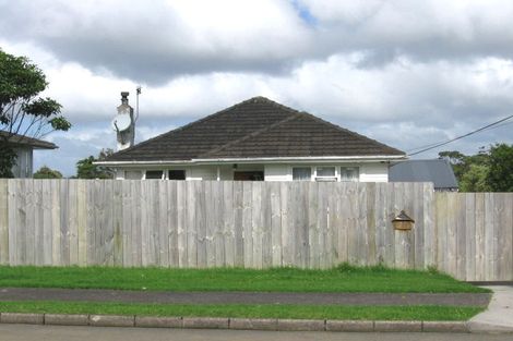 Photo of property in 27a Woodside Road, Massey, Auckland, 0614