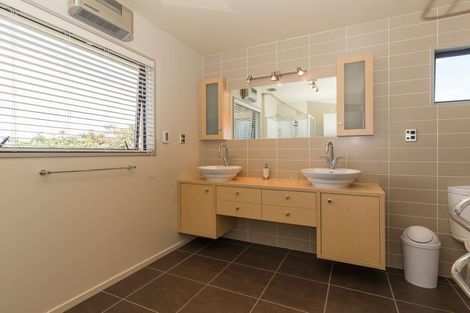 Photo of property in 44 Meadowstone Drive, Wanaka, 9305