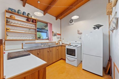 Photo of property in 33 Hauraki Terrace, Pukawa Bay, Turangi, 3381