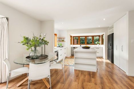 Photo of property in 114b Memorial Avenue, Burnside, Christchurch, 8053