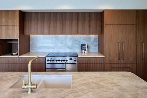 Photo of property in 128 Seatoun Heights Road, Seatoun, Wellington, 6022