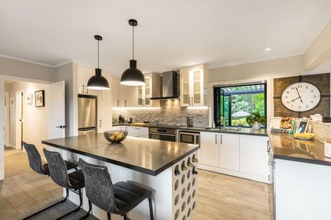 Photo of property in 1079 Kahikatea Flat Road, Waitoki, Kaukapakapa, 0871