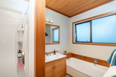 Photo of property in 26 Burbank Crescent, Churton Park, Wellington, 6037