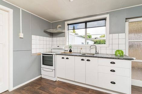 Photo of property in 8 Mill Street, Milton, 9220