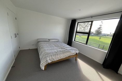 Photo of property in 26d Brennan Avenue, Te Atatu Peninsula, Auckland, 0610