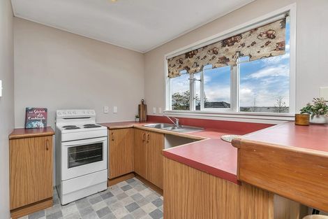 Photo of property in 1/25 Peach Road, Glenfield, Auckland, 0629